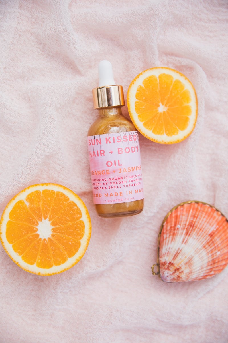 Shimmer Organic Hair and Body Oil with gold bronze mica tint. Omega rich Argan, Jojoba & Coconut oils. Conditioning and tanning body oil